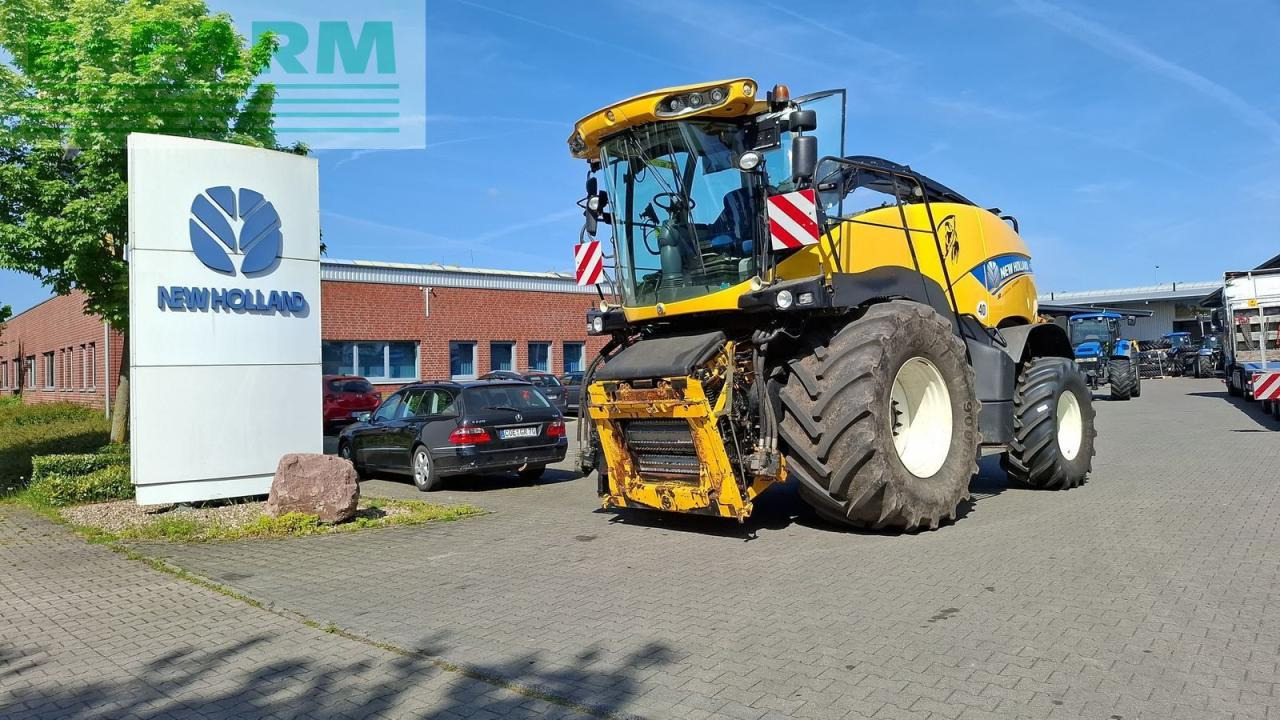 New Holland fr 700 / fr700 - Pašarų kombainas: foto 2 New Holland fr 700 / fr700 - Pašarų kombainas: foto 2