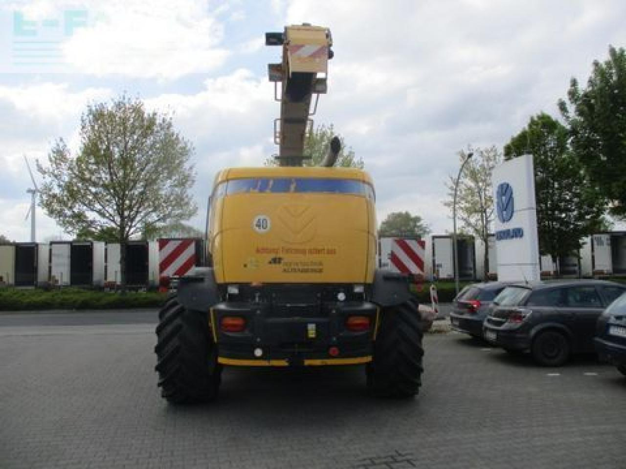 New Holland fr 9050 / fr9050 - Pašarų kombainas: foto 4 New Holland fr 9050 / fr9050 - Pašarų kombainas: foto 4