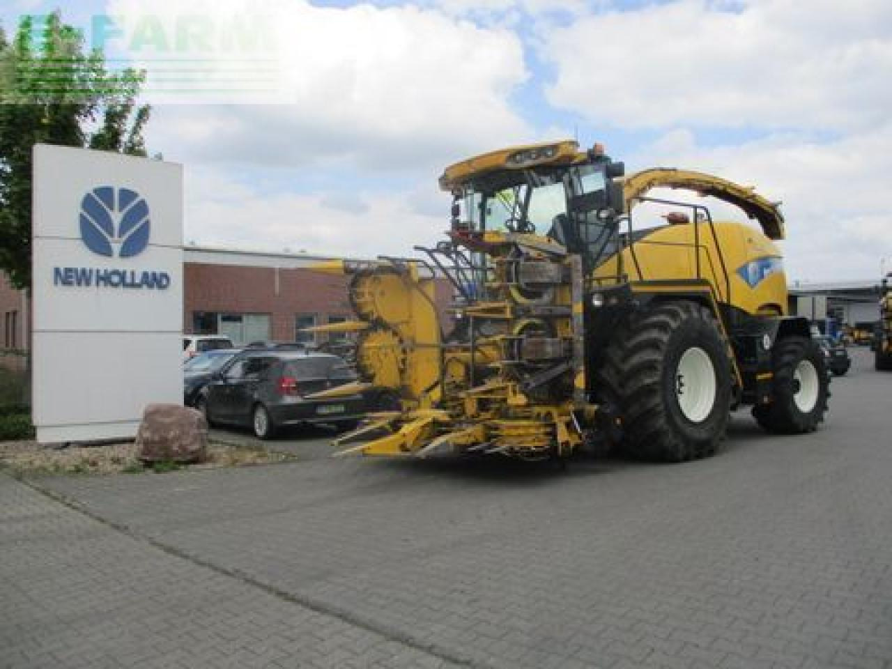 New Holland fr 9050 / fr9050 - Pašarų kombainas: foto 2 New Holland fr 9050 / fr9050 - Pašarų kombainas: foto 2