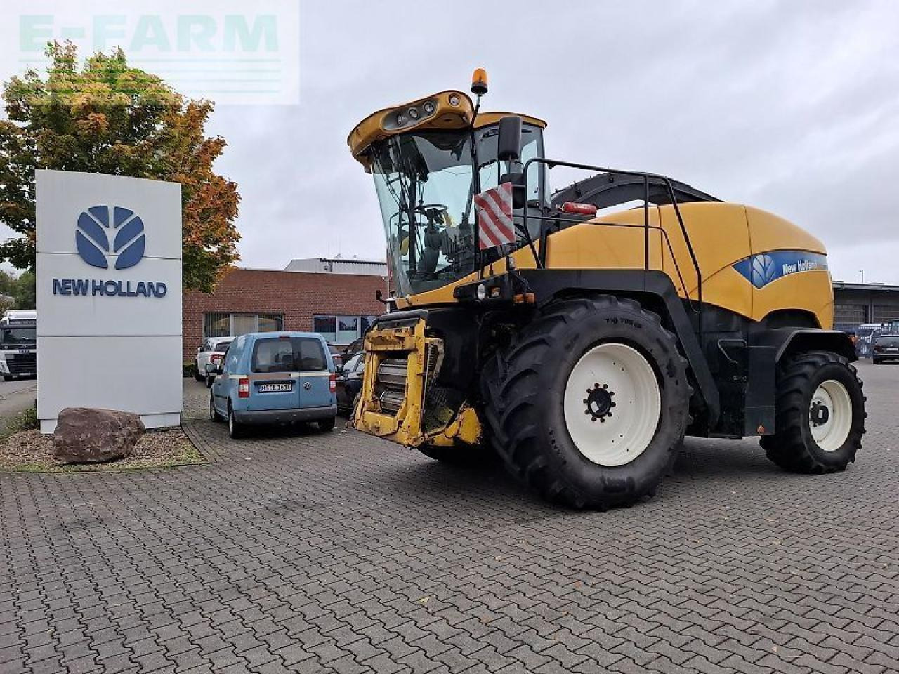 New Holland fr9060 / fr 9060 mit allrad - Pašarų kombainas: foto 2 New Holland fr9060 / fr 9060 mit allrad - Pašarų kombainas: foto 2
