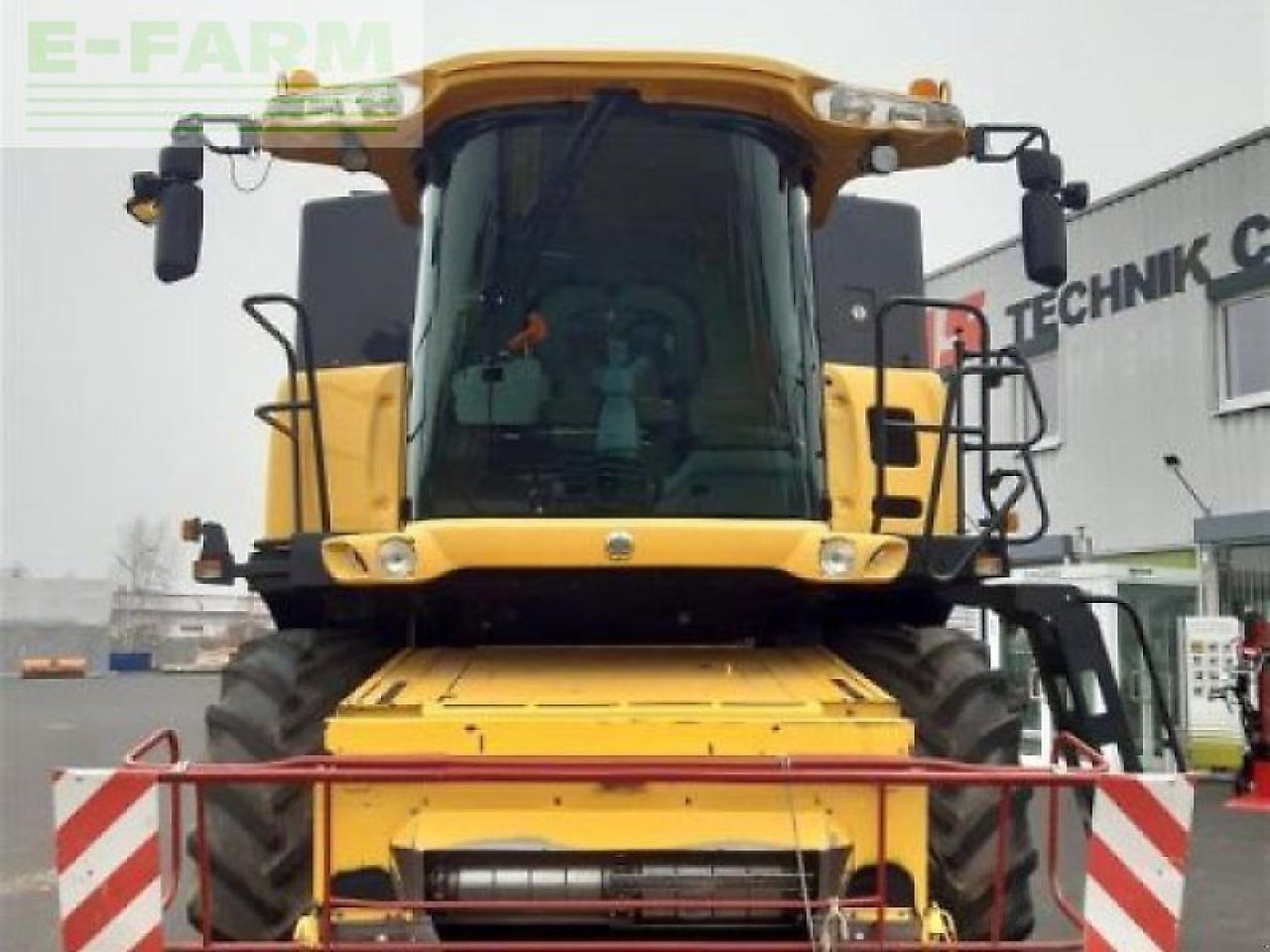 New Holland gebr. mähdrescher new holland - Derliaus nuėmimo kombainas: foto 5 New Holland gebr. mähdrescher new holland - Derliaus nuėmimo kombainas: foto 5