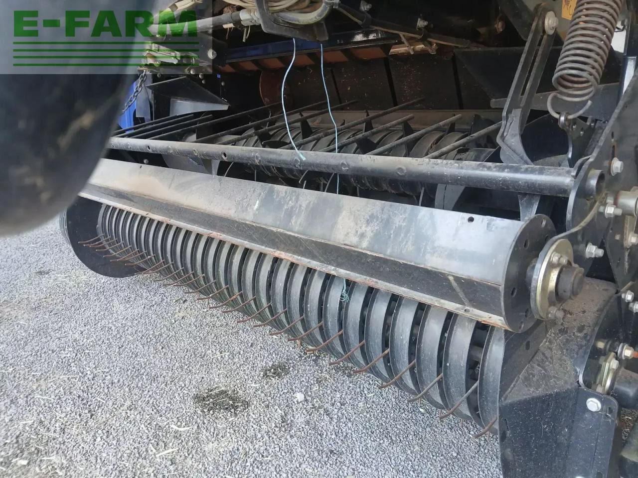 New Holland rb 180 - Stačiakampių ryšulių presas: foto 5 New Holland rb 180 - Stačiakampių ryšulių presas: foto 5