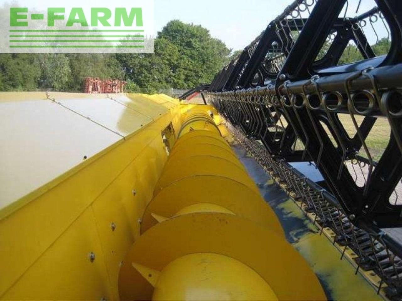 New Holland schneidwerk varifeed - Grūdų pjaunamoji: foto 5 New Holland schneidwerk varifeed - Grūdų pjaunamoji: foto 5