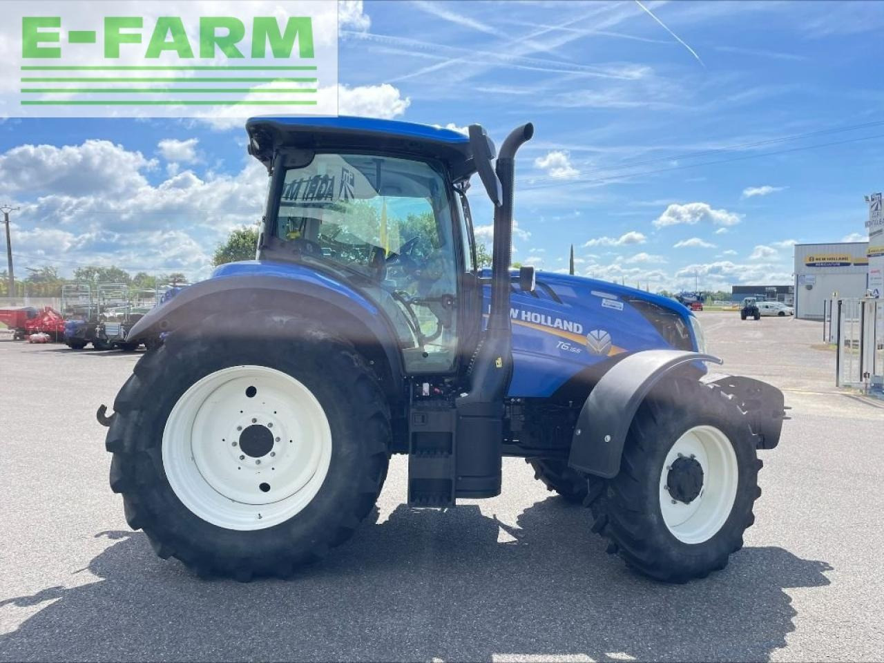 New Holland t 6.155 - Traktorius: foto 5 New Holland t 6.155 - Traktorius: foto 5