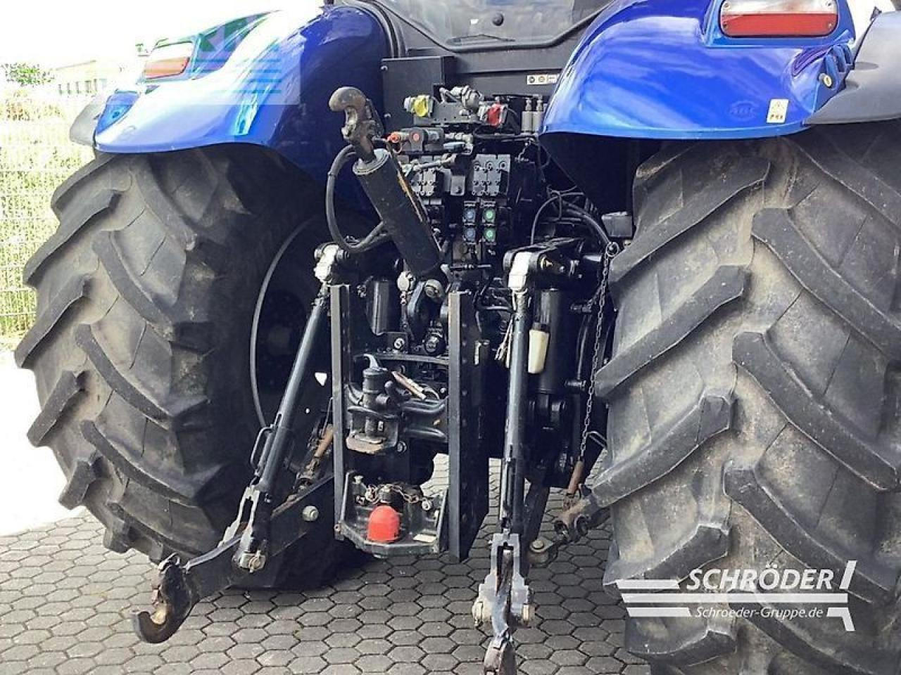 New Holland t 7.270 ac - Traktorius: foto 5 New Holland t 7.270 ac - Traktorius: foto 5