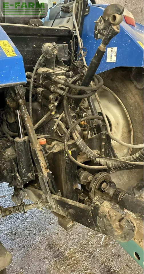 New Holland t5.100 ec - Traktorius: foto 5 New Holland t5.100 ec - Traktorius: foto 5