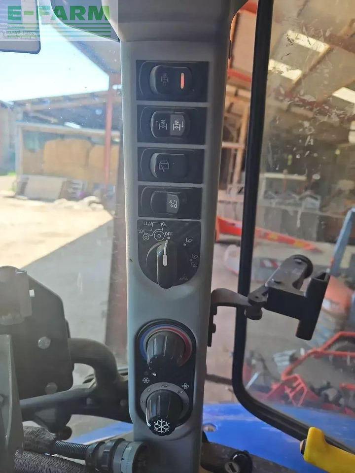 Traktorius New Holland t5.120 ec EC: foto 7