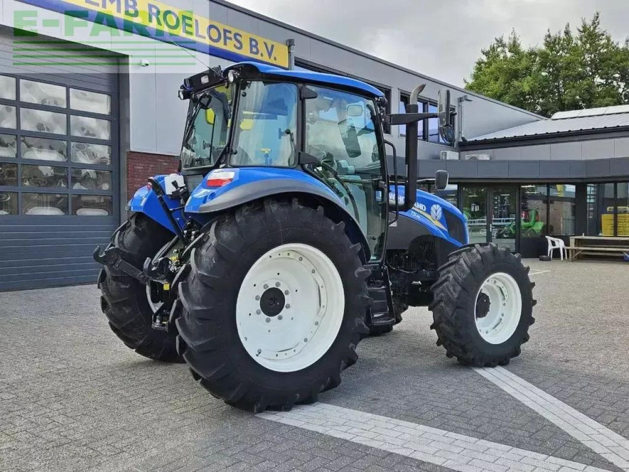 New Holland t5.85 dual command - Traktorius: foto 4 New Holland t5.85 dual command - Traktorius: foto 4