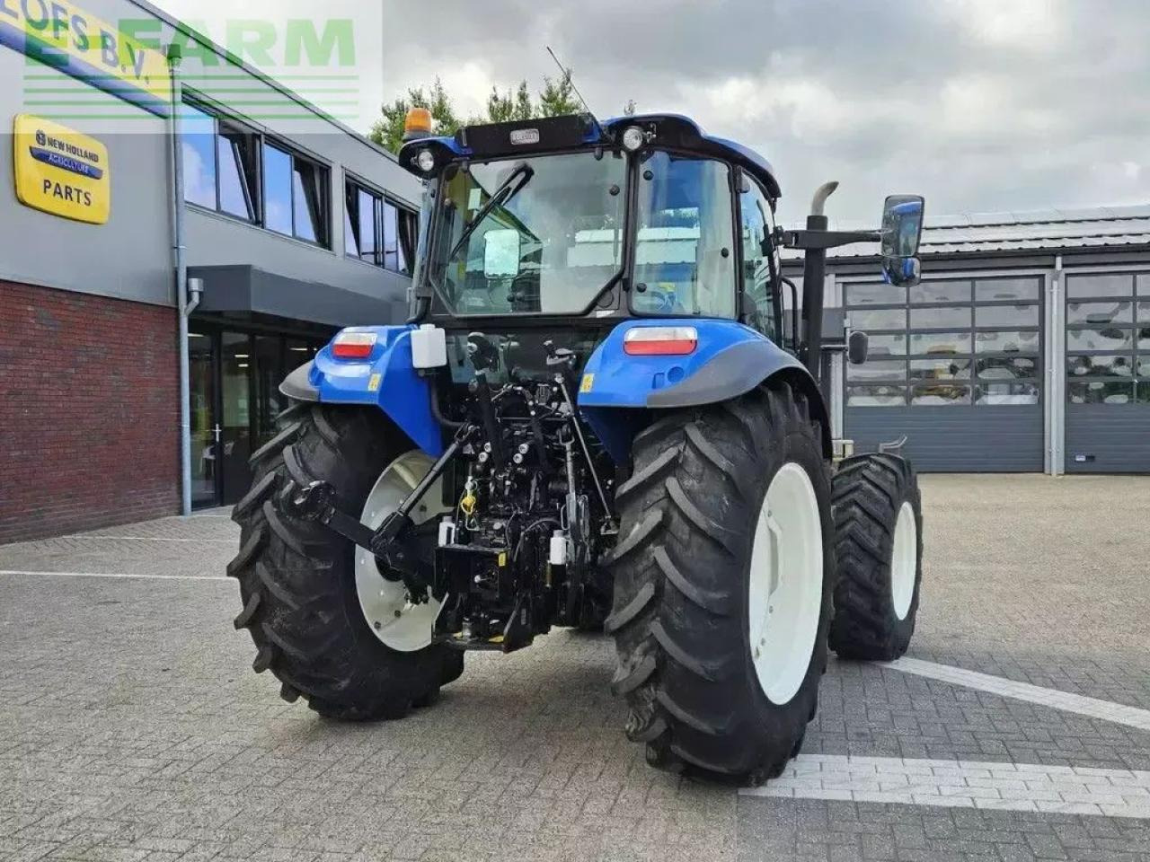 New Holland t5.85 dual command - Traktorius: foto 5 New Holland t5.85 dual command - Traktorius: foto 5