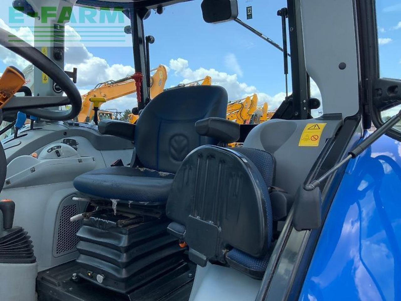 Traktorius New Holland t5.95 tractor (st23758): foto 14 Traktorius New Holland t5.95 tractor (st23758): foto 14