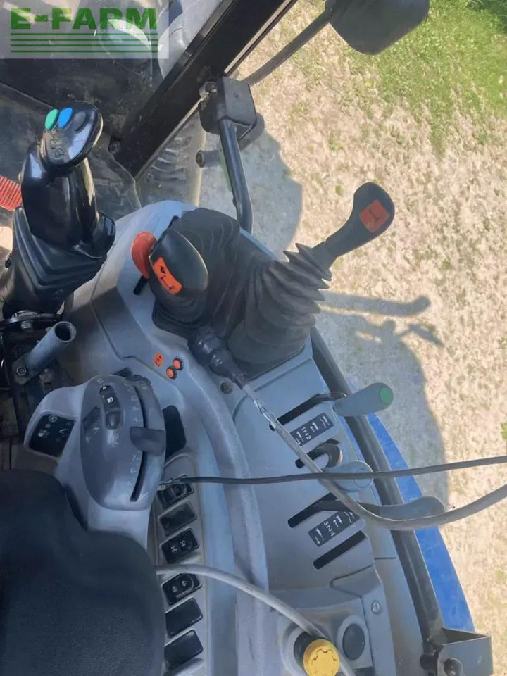 New Holland t6.140 dualcommand - Traktorius: foto 5 New Holland t6.140 dualcommand - Traktorius: foto 5