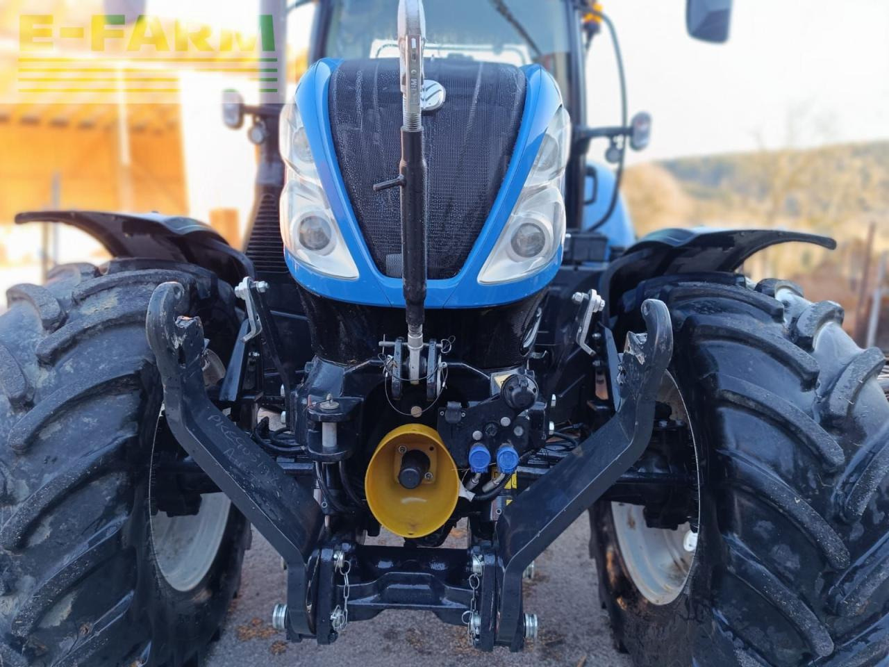 New Holland t6.145 dynamic command sidewinder ii - Traktorius: foto 5 New Holland t6.145 dynamic command sidewinder ii - Traktorius: foto 5