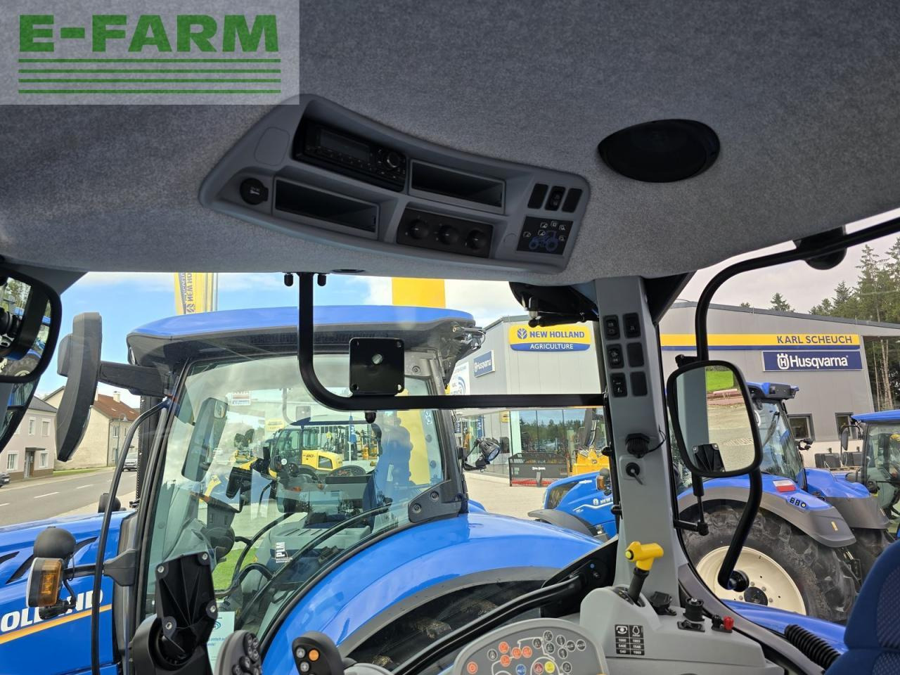 New Holland t6.155 dynamic command sidewinder ii (stage v) - Traktorius: foto 5 New Holland t6.155 dynamic command sidewinder ii (stage v) - Traktorius: foto 5