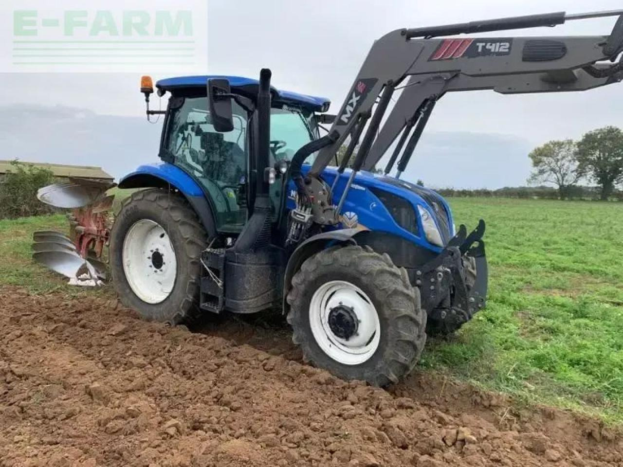 New Holland t6-155ac - Traktorius: foto 1 New Holland t6-155ac - Traktorius: foto 1