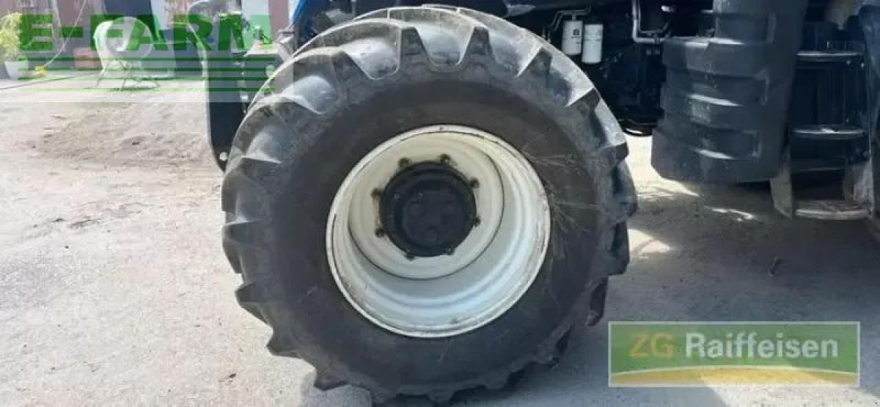 New Holland t6090 - Traktorius: foto 4 New Holland t6090 - Traktorius: foto 4