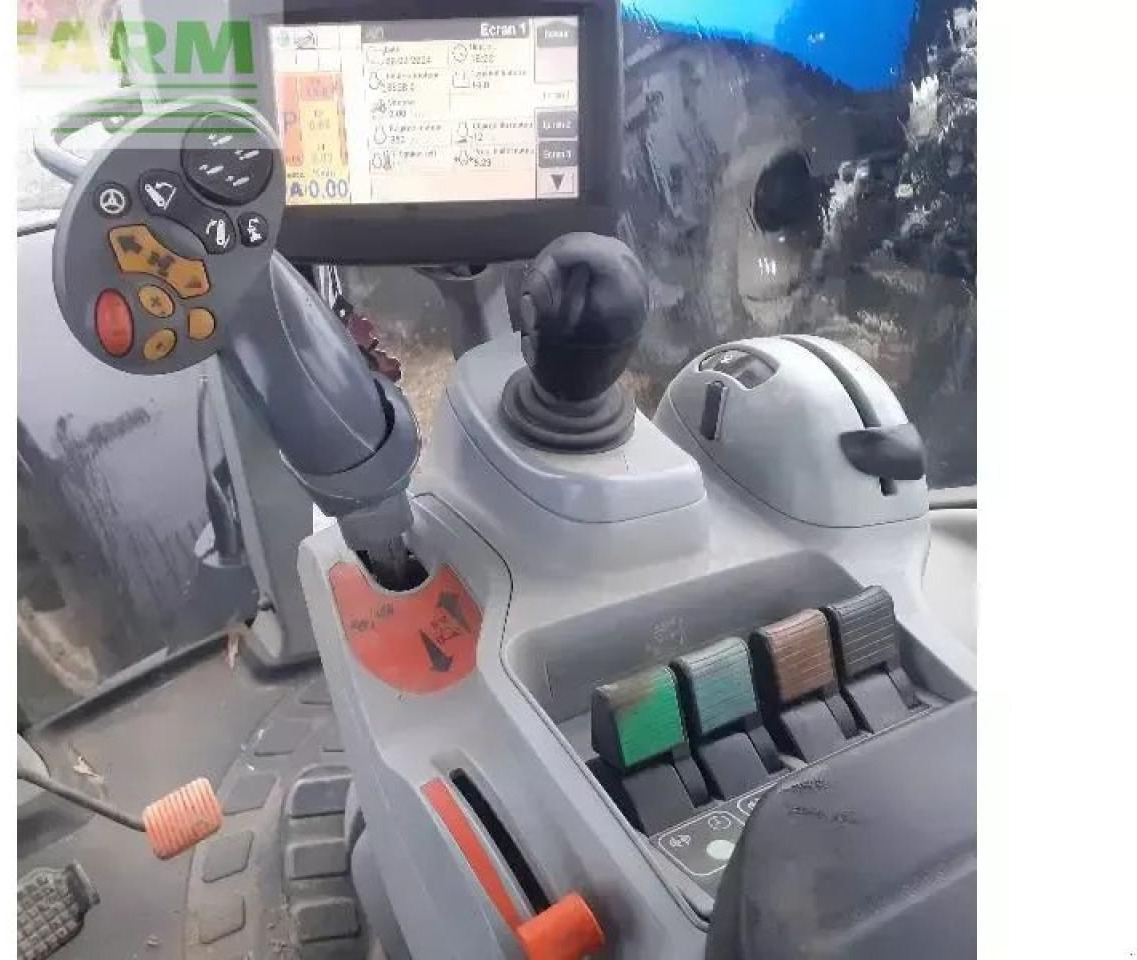 New Holland t7.185 autocomm. - Traktorius: foto 5 New Holland t7.185 autocomm. - Traktorius: foto 5