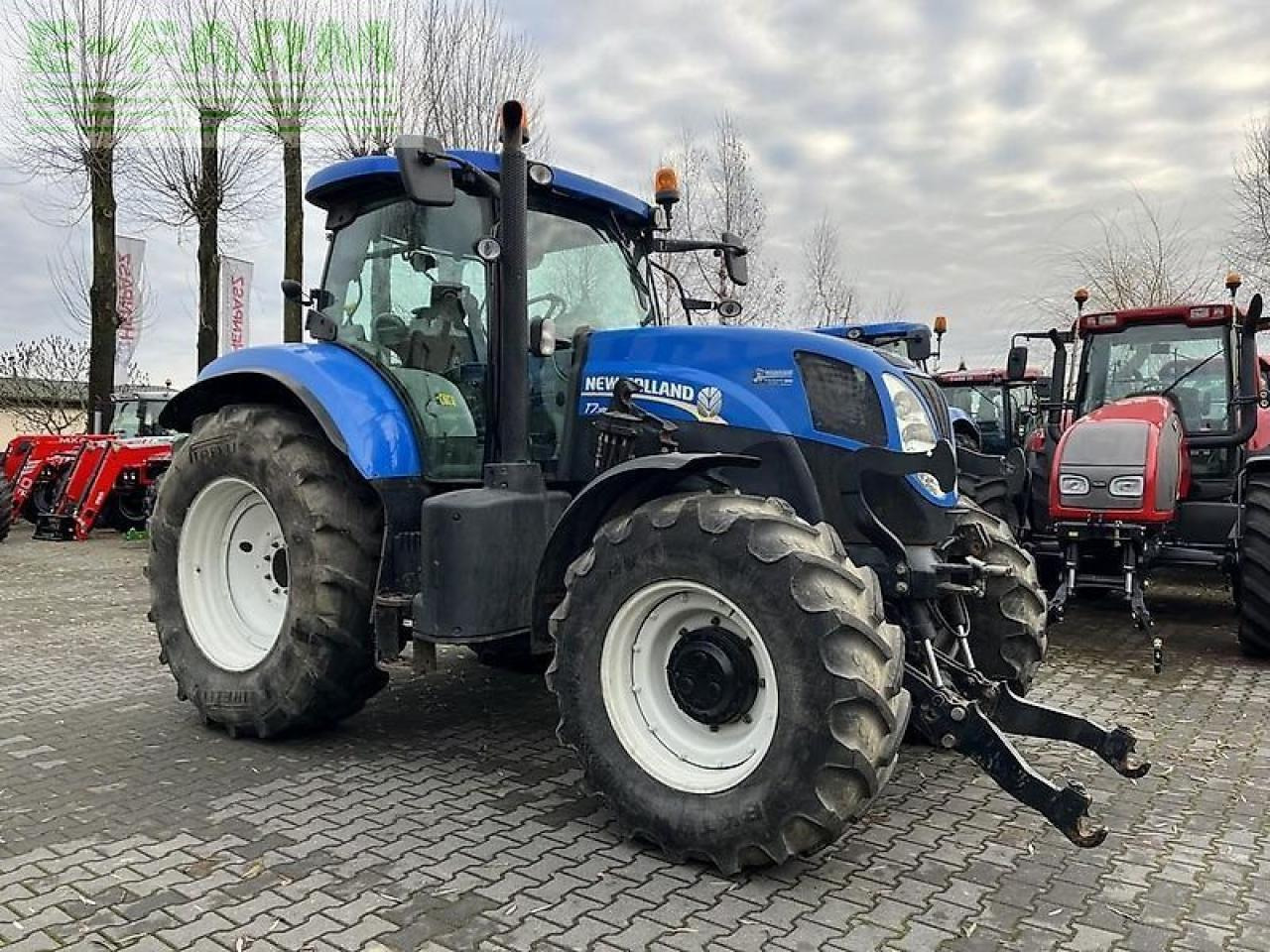 New Holland t7.185 power command - Traktorius: foto 4 New Holland t7.185 power command - Traktorius: foto 4
