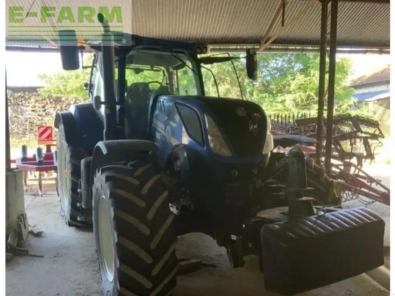 New Holland t7.270 ac - Traktorius: foto 1 New Holland t7.270 ac - Traktorius: foto 1