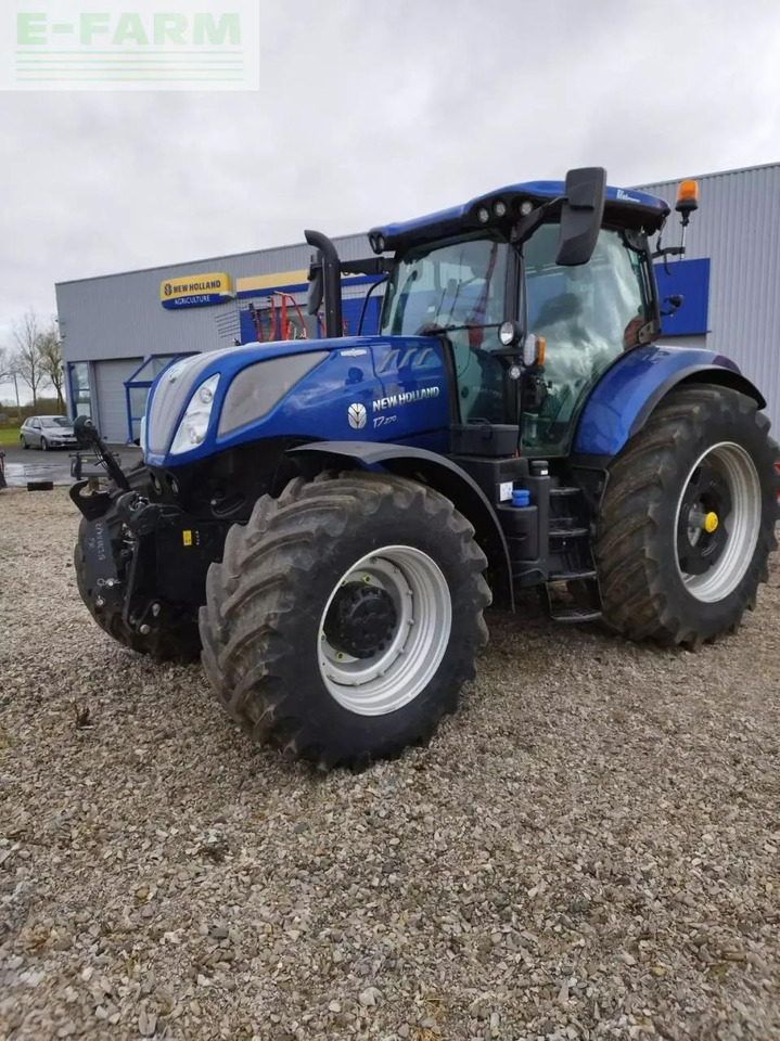 New Holland t7 270 ac - Traktorius: foto 2 New Holland t7 270 ac - Traktorius: foto 2