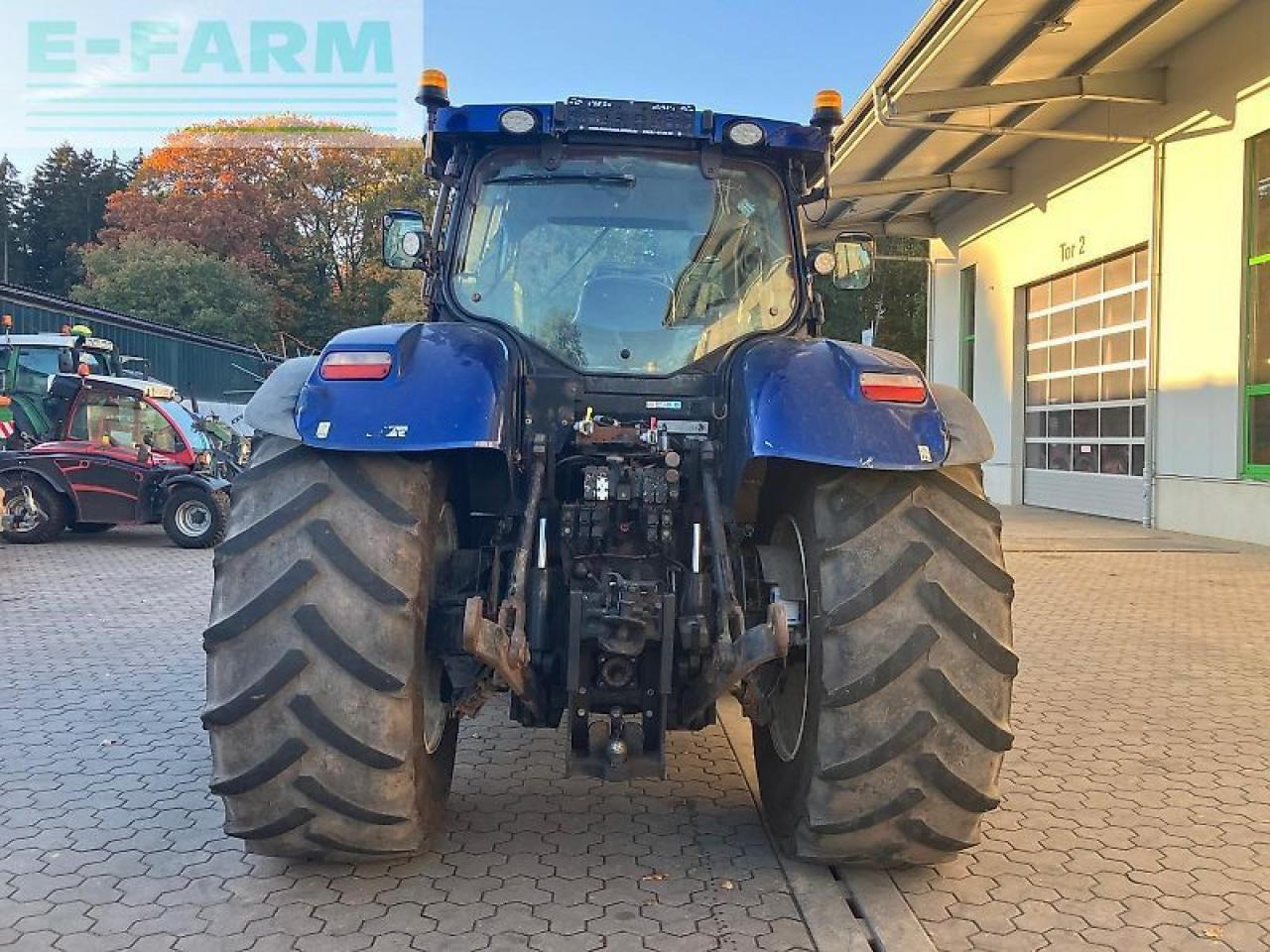 New Holland t7.270 auto command - Hot Deal - Traktorius: foto 4 New Holland t7.270 auto command - Hot Deal - Traktorius: foto 4