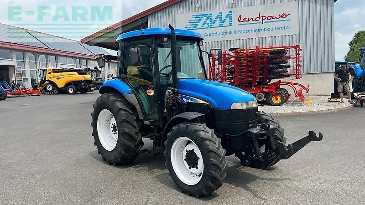 New Holland td 5010 traktor 2075 bh allrad - Traktorius: foto 2 New Holland td 5010 traktor 2075 bh allrad - Traktorius: foto 2