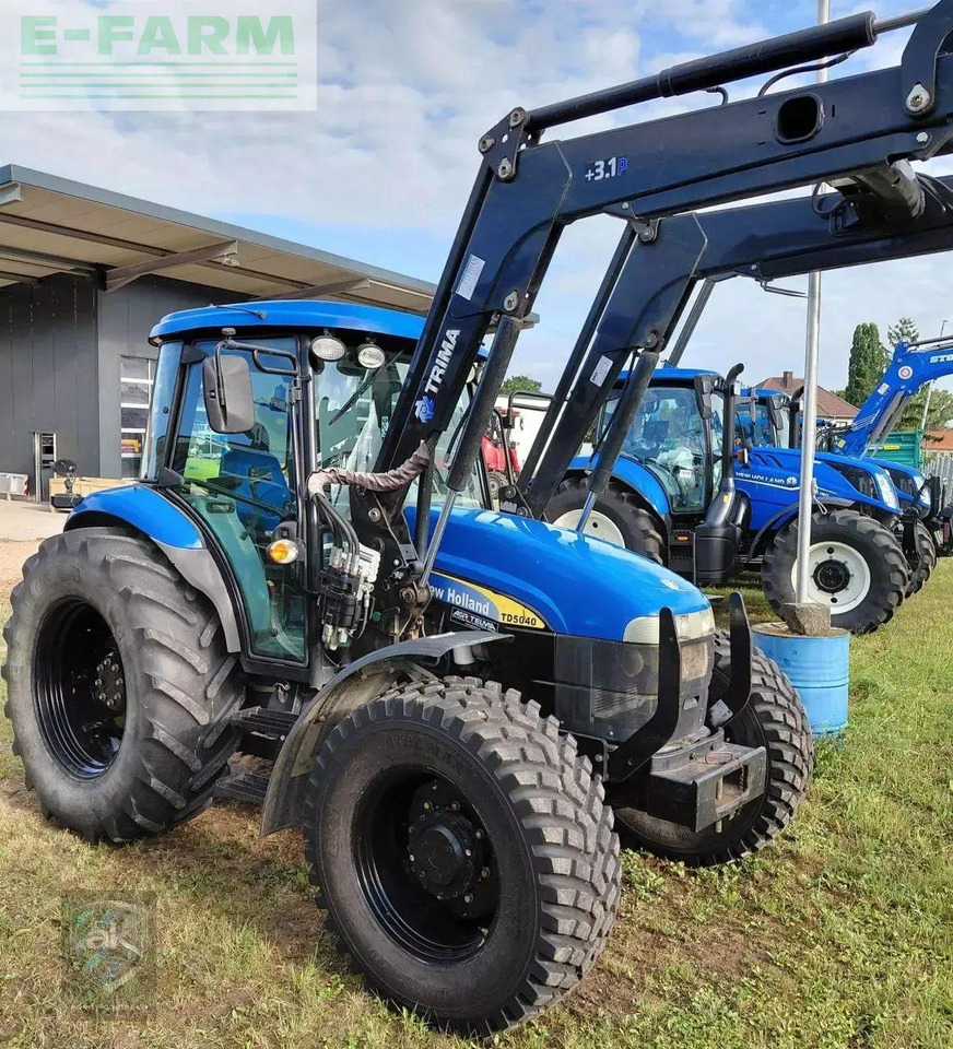 New Holland td5040 - Traktorius: foto 1 New Holland td5040 - Traktorius: foto 1