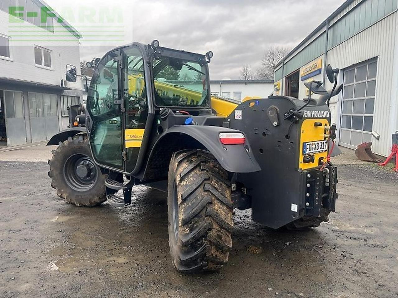 New Holland th 7.42 elite - Teleskopinis krautuvas: foto 4 New Holland th 7.42 elite - Teleskopinis krautuvas: foto 4