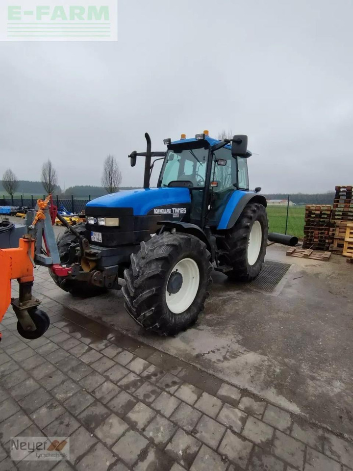 New Holland tm 125 - Traktorius: foto 4 New Holland tm 125 - Traktorius: foto 4