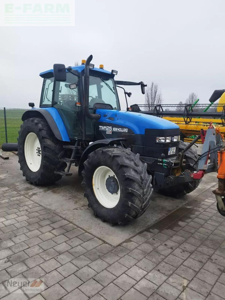 New Holland tm 125 - Traktorius: foto 3 New Holland tm 125 - Traktorius: foto 3
