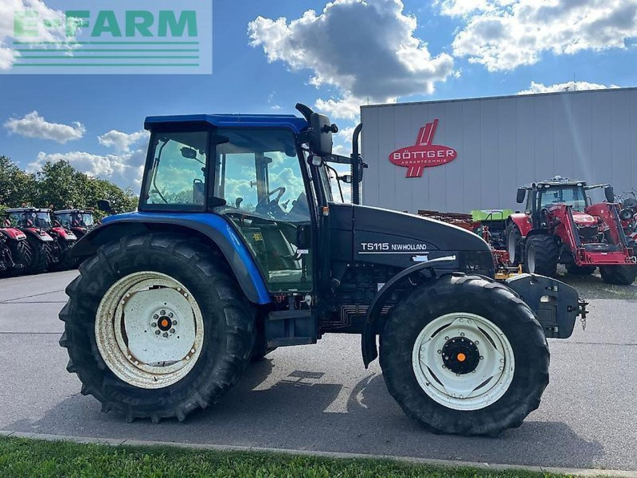 New Holland ts 115 - Traktorius: foto 4 New Holland ts 115 - Traktorius: foto 4
