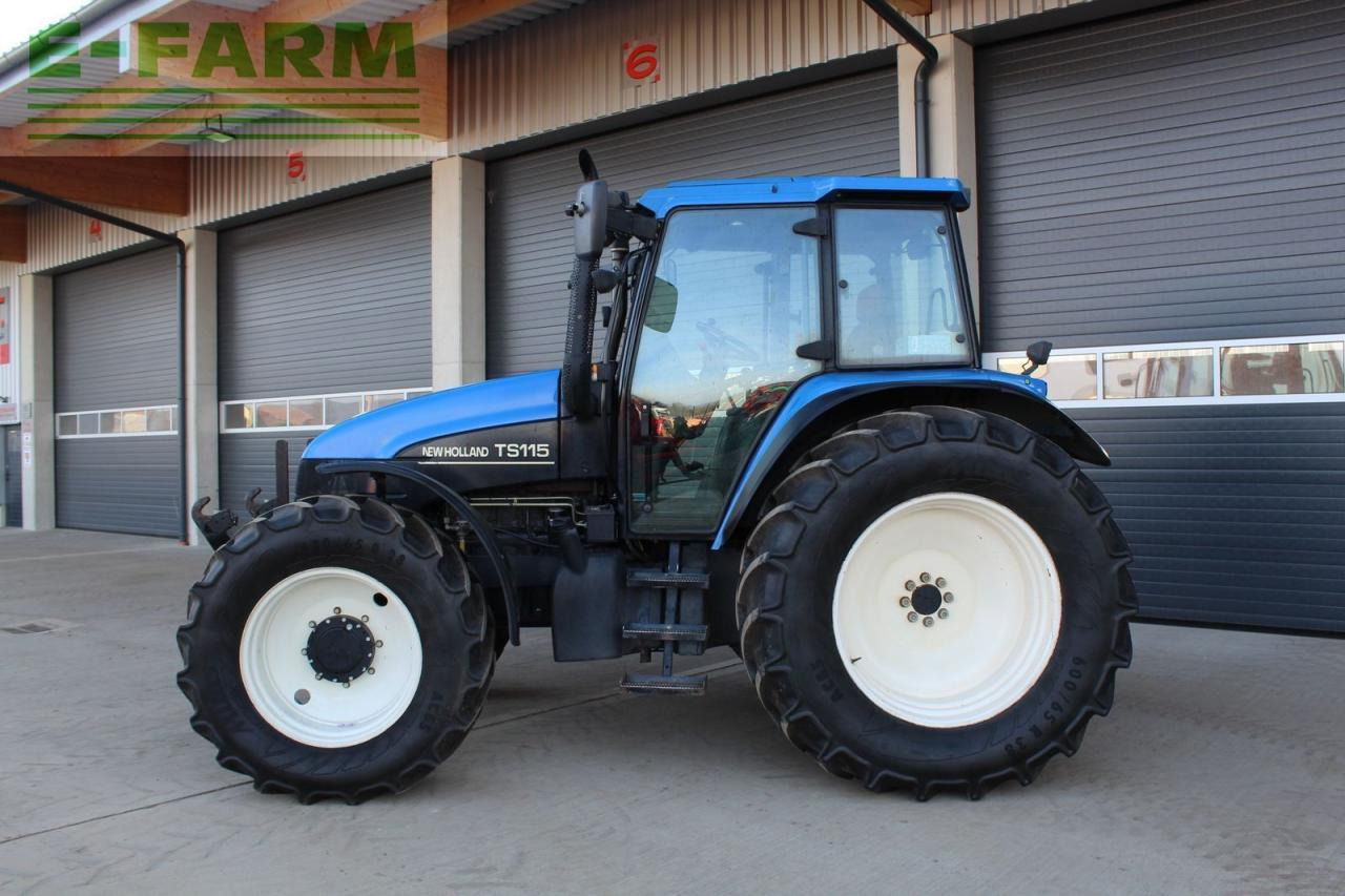 New Holland ts115 - Traktorius: foto 1 New Holland ts115 - Traktorius: foto 1