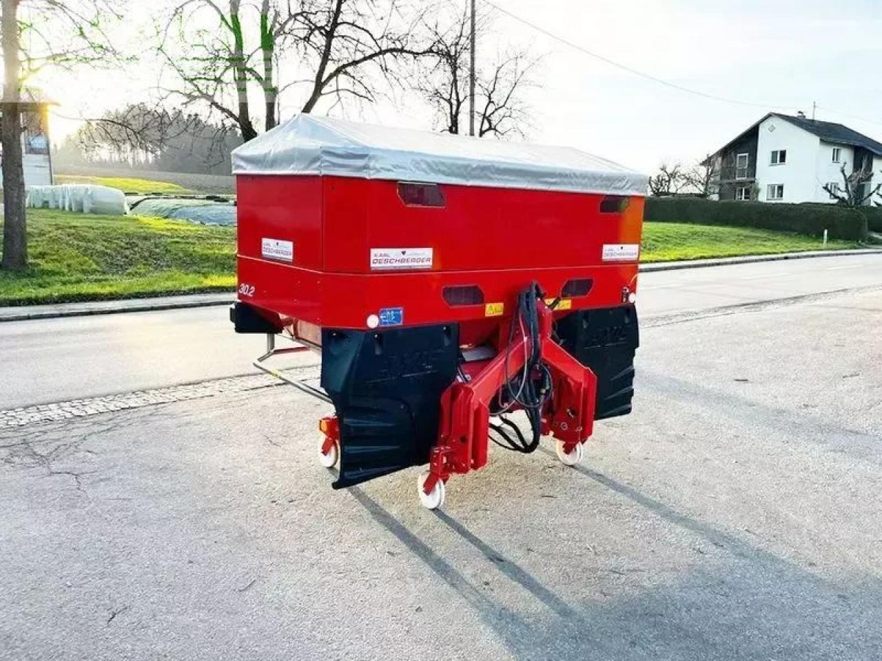Rauch axis h 30.2 emc+w wiegestreuer - Trąšų barstytuvas: foto 3 Rauch axis h 30.2 emc+w wiegestreuer - Trąšų barstytuvas: foto 3