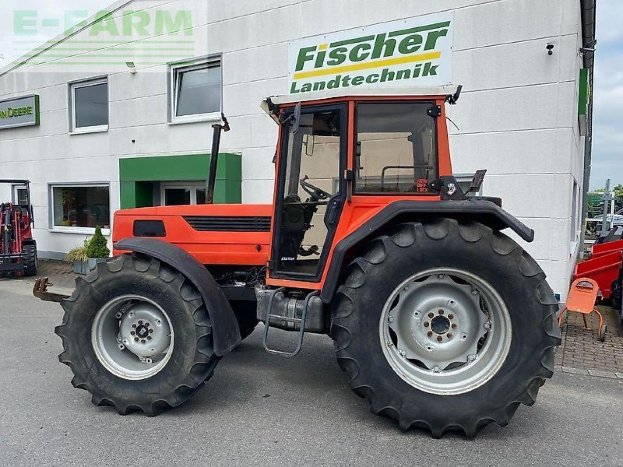 Same explorer 90 ii dt - Traktorius: foto 1 Same explorer 90 ii dt - Traktorius: foto 1