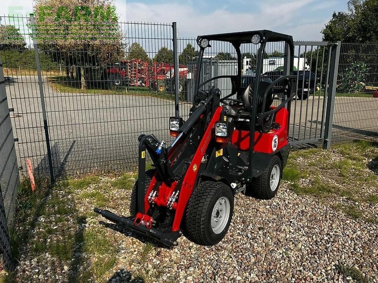 Schäffer 1622 - Mini ekskavatorius: foto 1 Schäffer 1622 - Mini ekskavatorius: foto 1