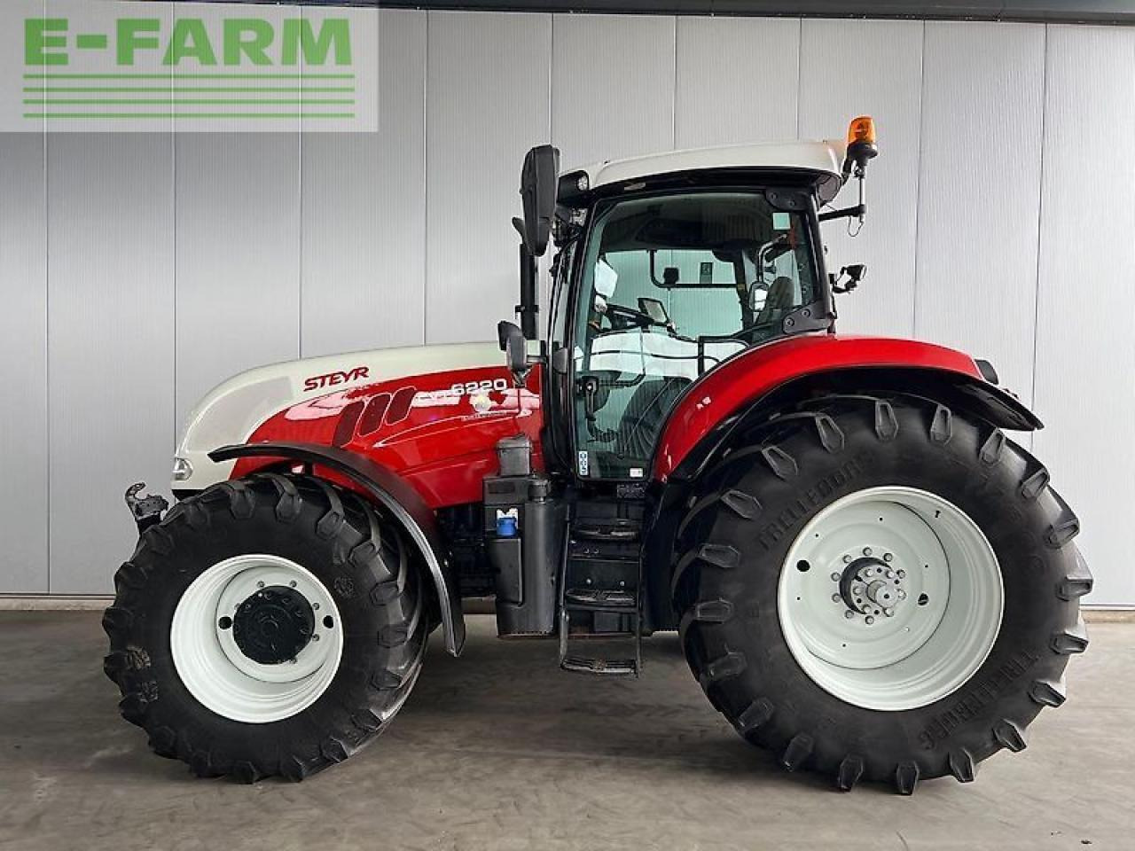 Steyr cvt 6220 - Traktorius: foto 4 Steyr cvt 6220 - Traktorius: foto 4