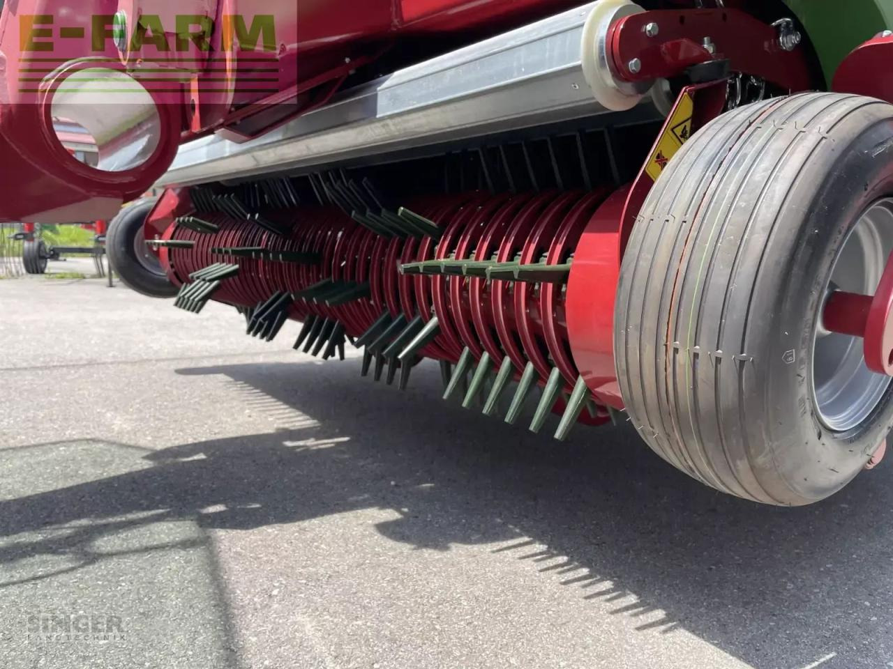 Strautmann giga-vitesse 4002 cfs - Priekaba rinktuvė: foto 4 Strautmann giga-vitesse 4002 cfs - Priekaba rinktuvė: foto 4