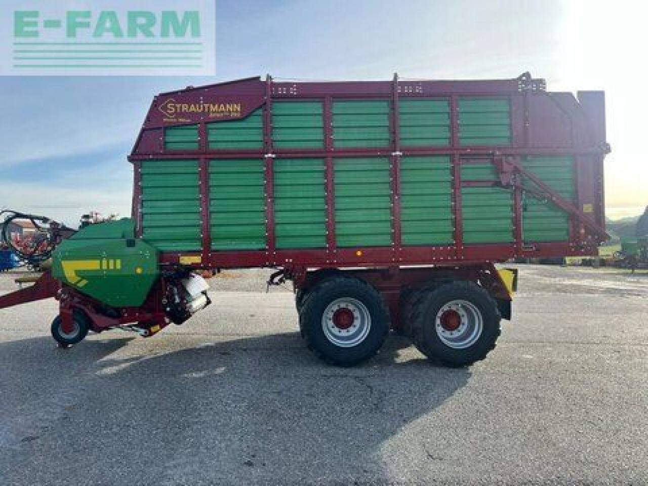 Strautmann zelon cfs 290 - Savivartė traktorinė priekaba: foto 4 Strautmann zelon cfs 290 - Savivartė traktorinė priekaba: foto 4