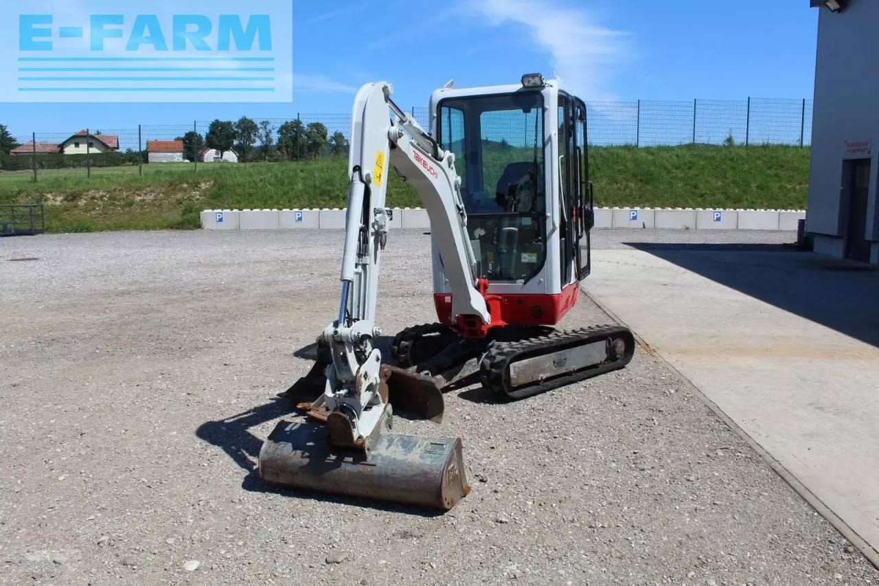 Takeuchi minibagger tb 216 mit powertilt - Mini ekskavatorius: foto 2 Takeuchi minibagger tb 216 mit powertilt - Mini ekskavatorius: foto 2