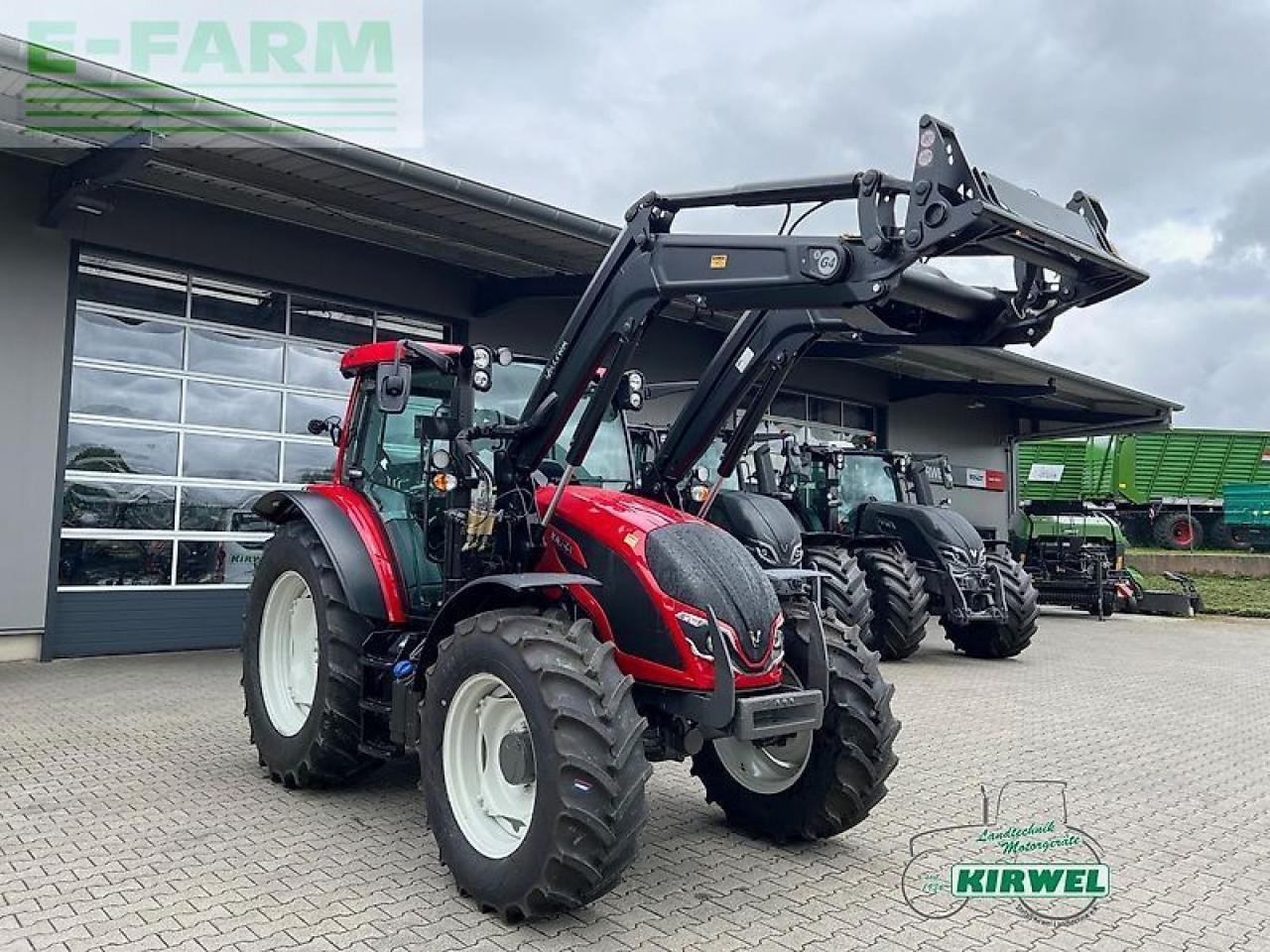 Valtra a 105 - Traktorius: foto 1 Valtra a 105 - Traktorius: foto 1