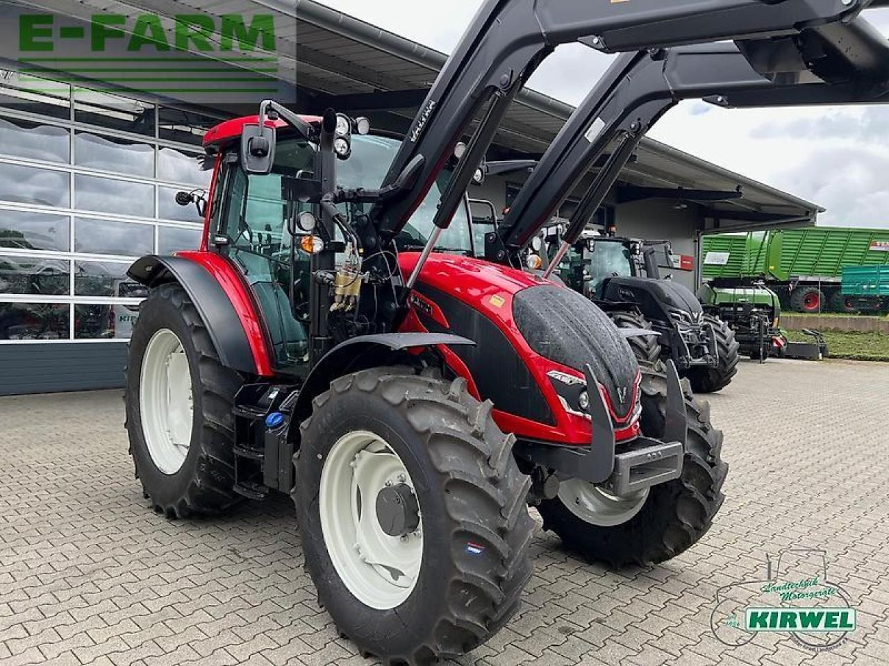 Valtra a 105 - Traktorius: foto 2 Valtra a 105 - Traktorius: foto 2