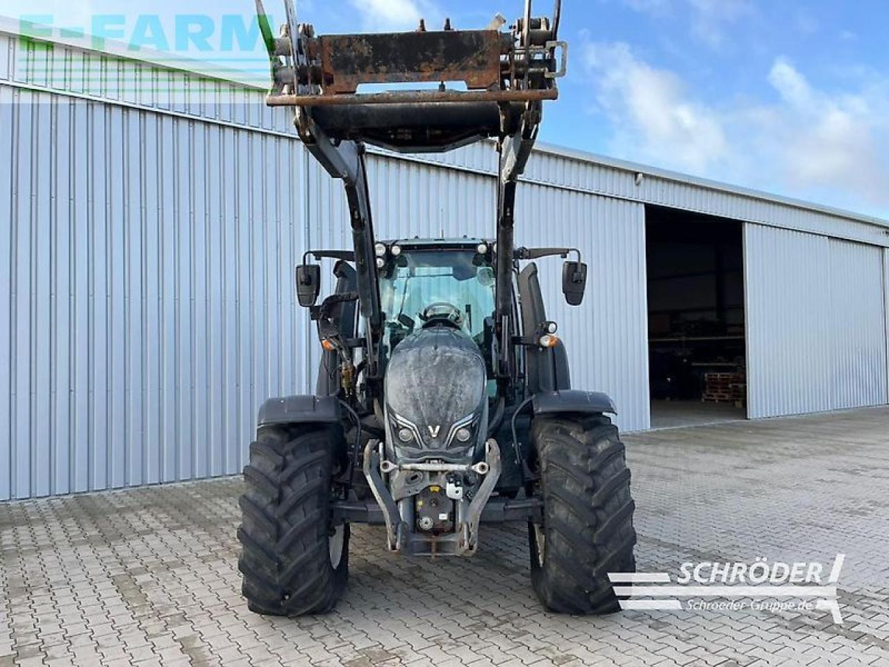 Valtra n 154 ea - Traktorius: foto 2 Valtra n 154 ea - Traktorius: foto 2