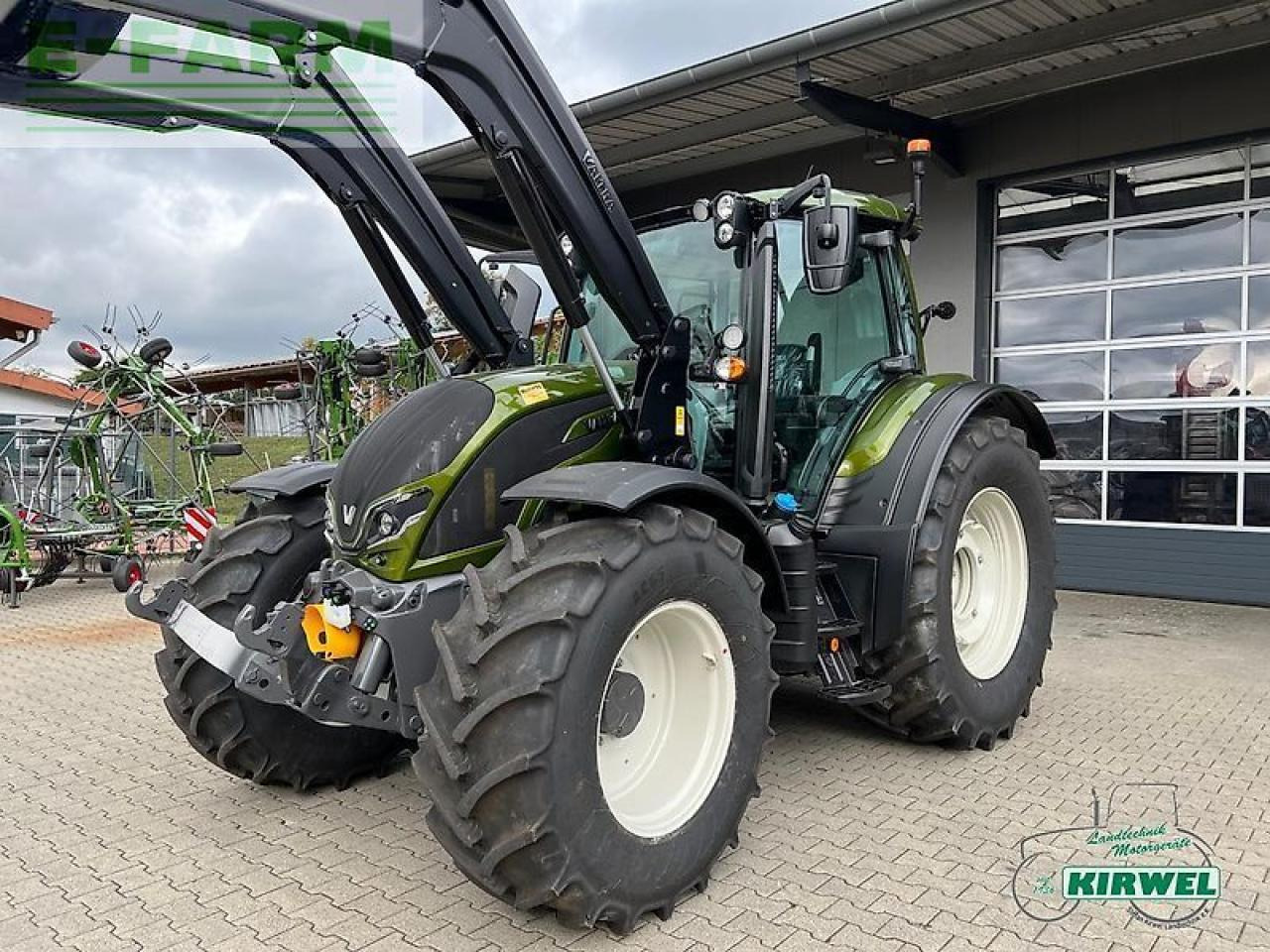 Valtra n 155 active Active - Traktorius: foto 4 Valtra n 155 active Active - Traktorius: foto 4