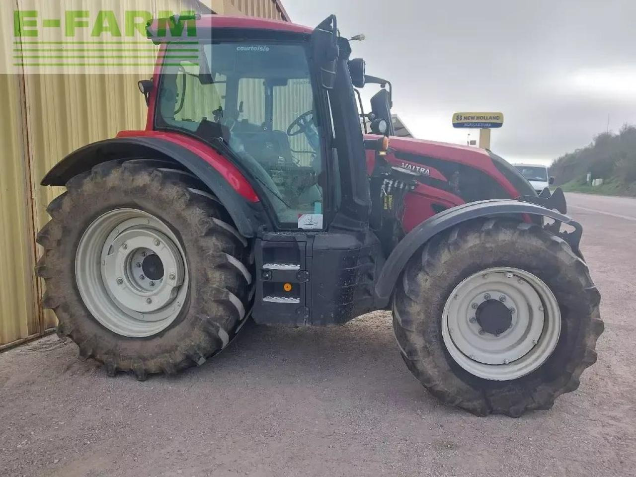 Valtra n 174 - Traktorius: foto 3 Valtra n 174 - Traktorius: foto 3