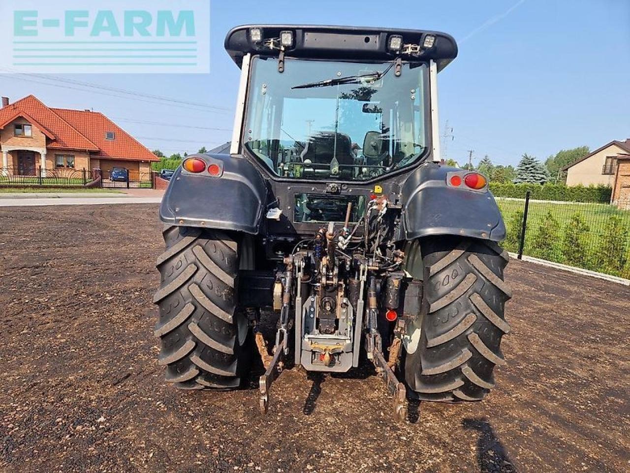 Valtra n121 - Traktorius: foto 5 Valtra n121 - Traktorius: foto 5