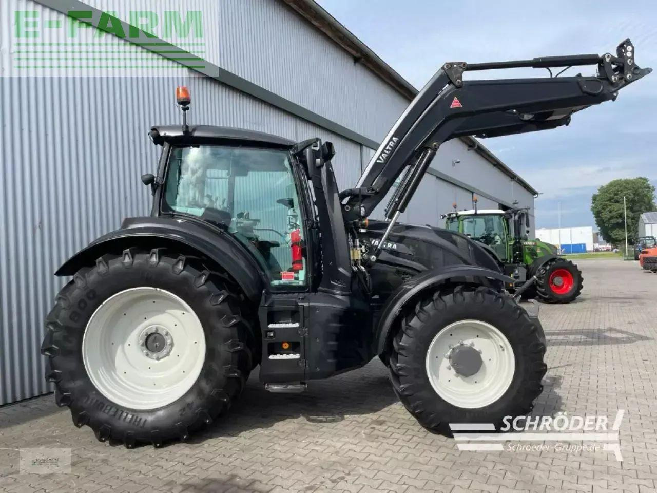 Valtra t 174 ea - Traktorius: foto 2 Valtra t 174 ea - Traktorius: foto 2
