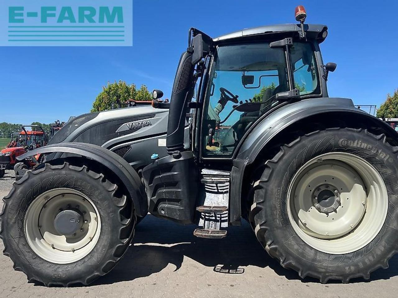 Valtra t174es - Traktorius: foto 1 Valtra t174es - Traktorius: foto 1