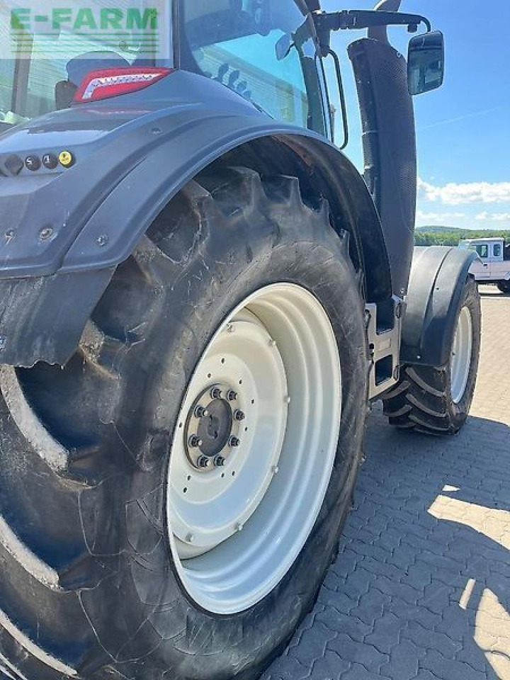 Valtra t174es - Traktorius: foto 3 Valtra t174es - Traktorius: foto 3