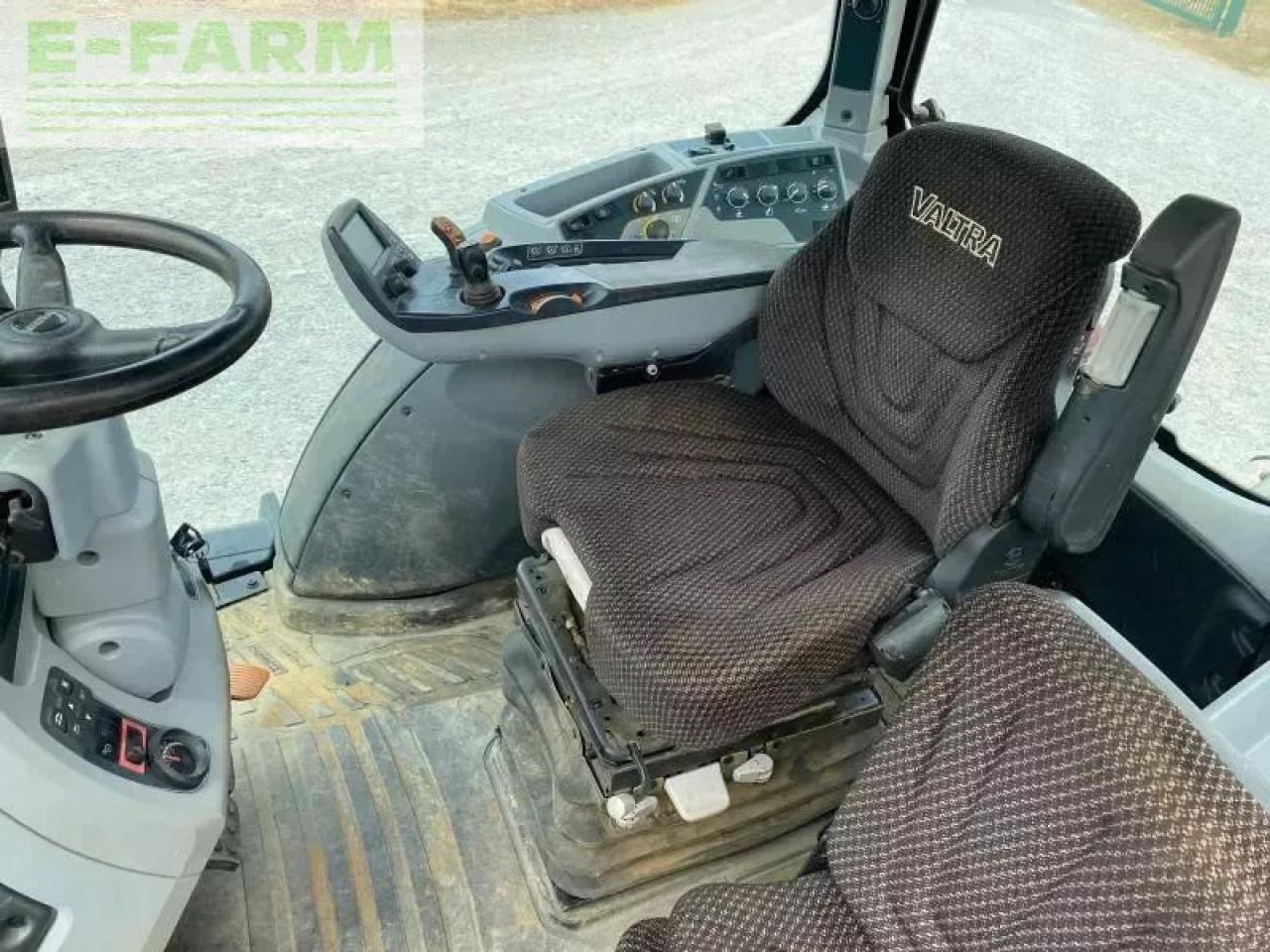 Traktorius Valtra t194: foto 9 Traktorius Valtra t194: foto 9