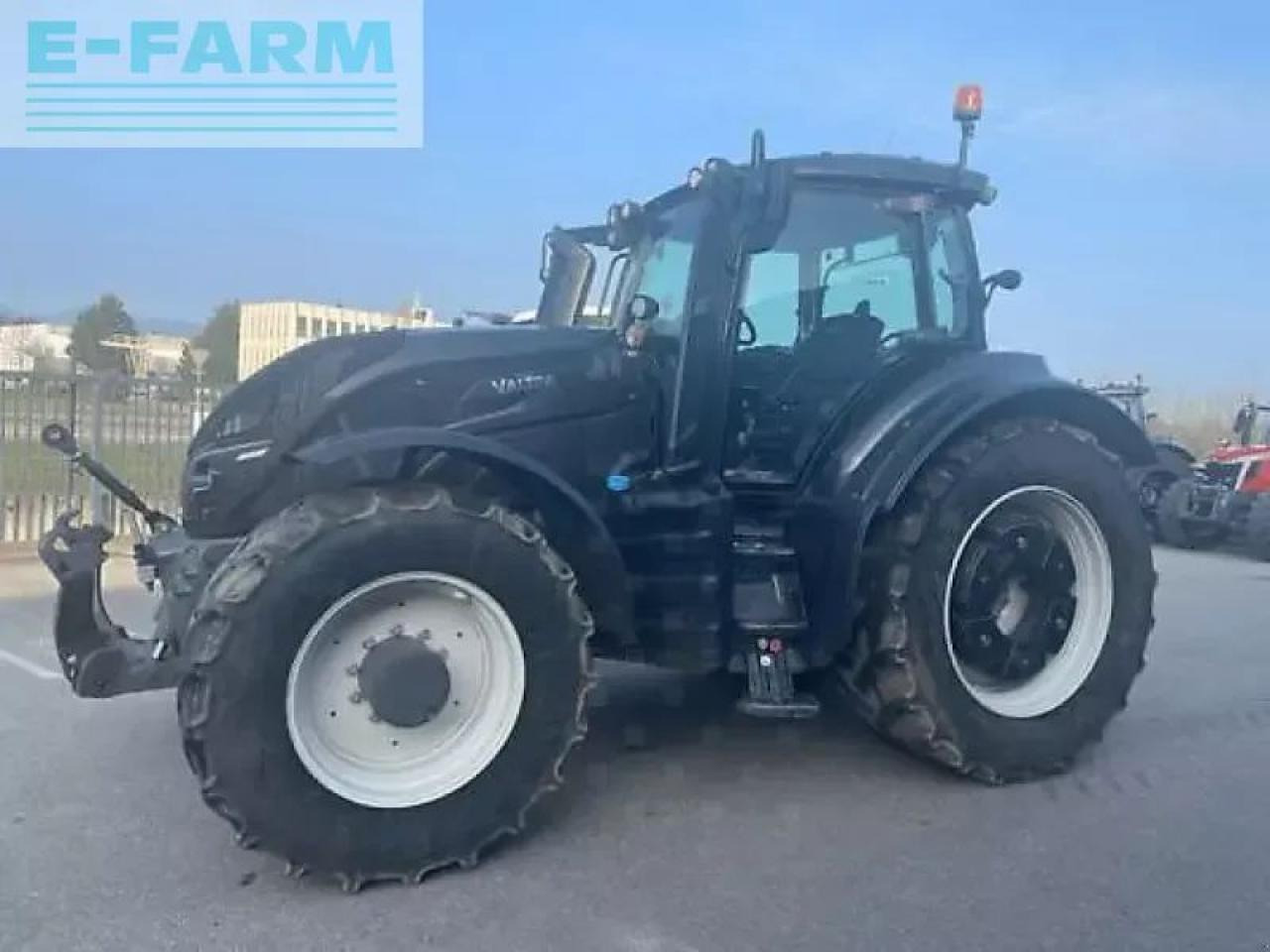 Valtra t254v - Traktorius: foto 1 Valtra t254v - Traktorius: foto 1