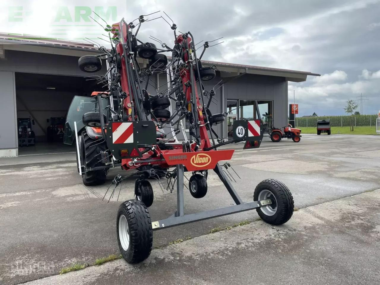 Vicon fanex 1124 - Šieno grėblys/ Vartytuvas: foto 2 Vicon fanex 1124 - Šieno grėblys/ Vartytuvas: foto 2
